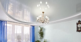 Глянцевый потолок Кыштым, цена от 4560 руб.